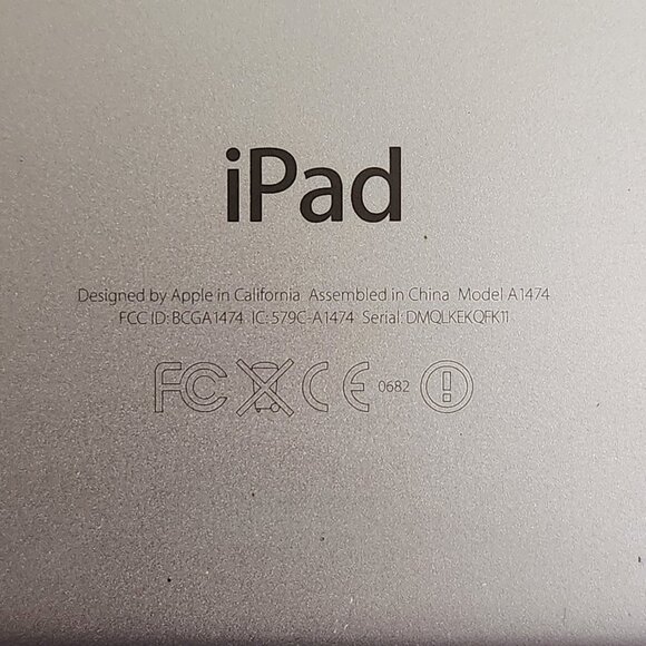 Apple iPad Air A1474 Tablet, 16GB, 9.7", WiFi Only, A7 Processor, w/Battery - Picture 10 of 14